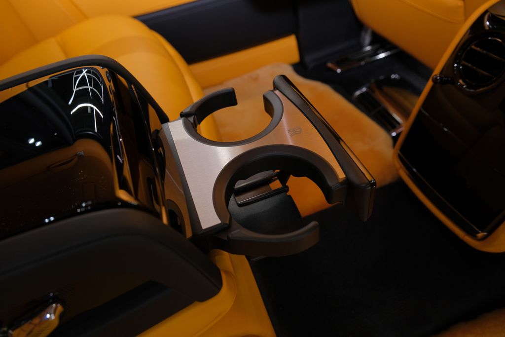 2026 Rolls-Royce Phantom Mansory