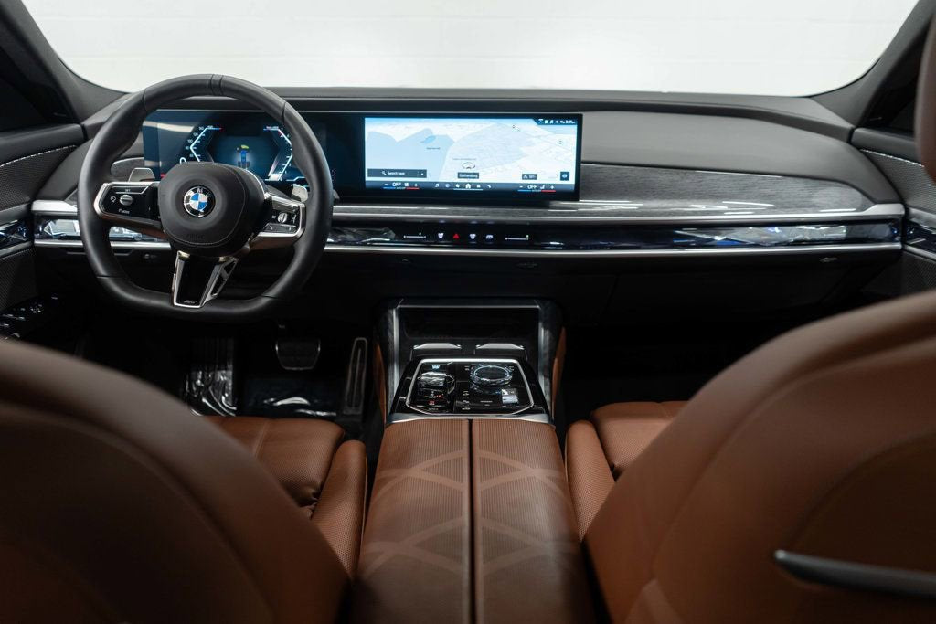 2025 BMW 7 Series 760i xDrive