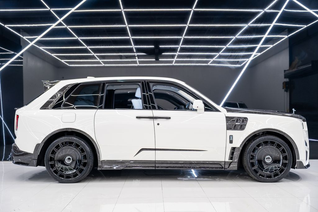 2026 ROLLS-ROYCE CULLINAN MANSORY