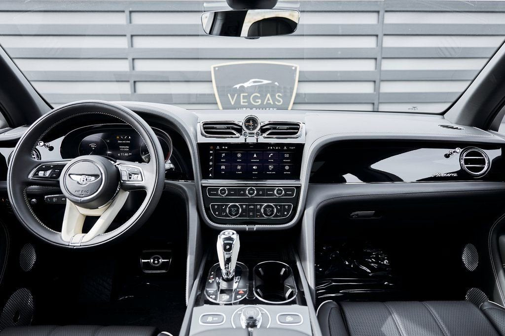 2023 Bentley Bentayga EWB Azure V8