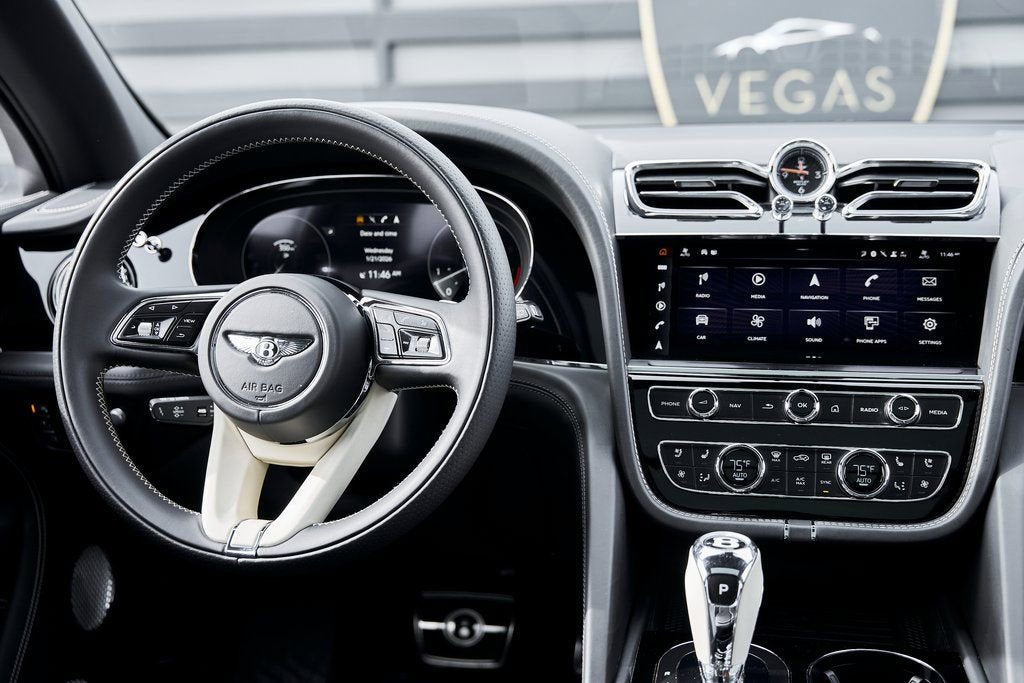 2023 Bentley Bentayga EWB Azure V8