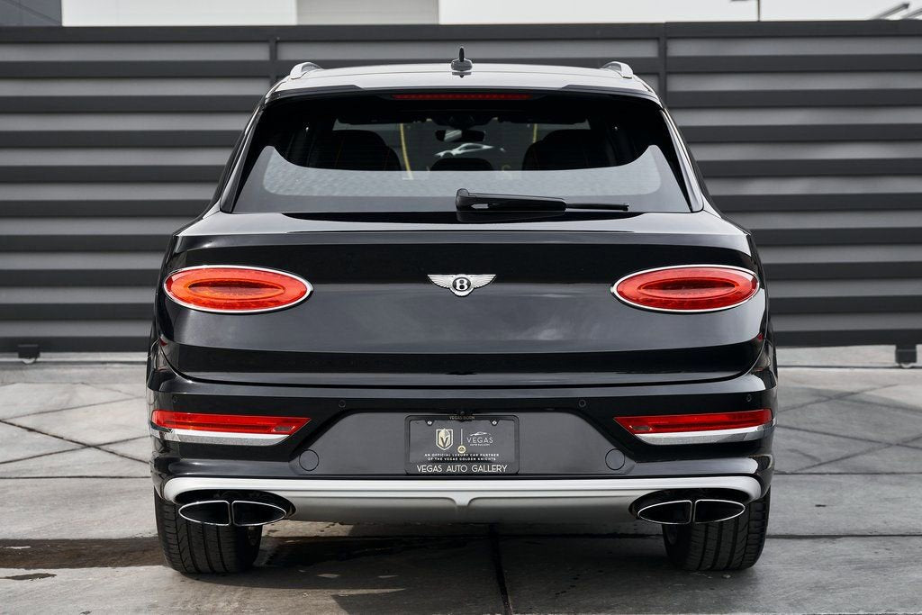 2023 Bentley Bentayga EWB Azure V8