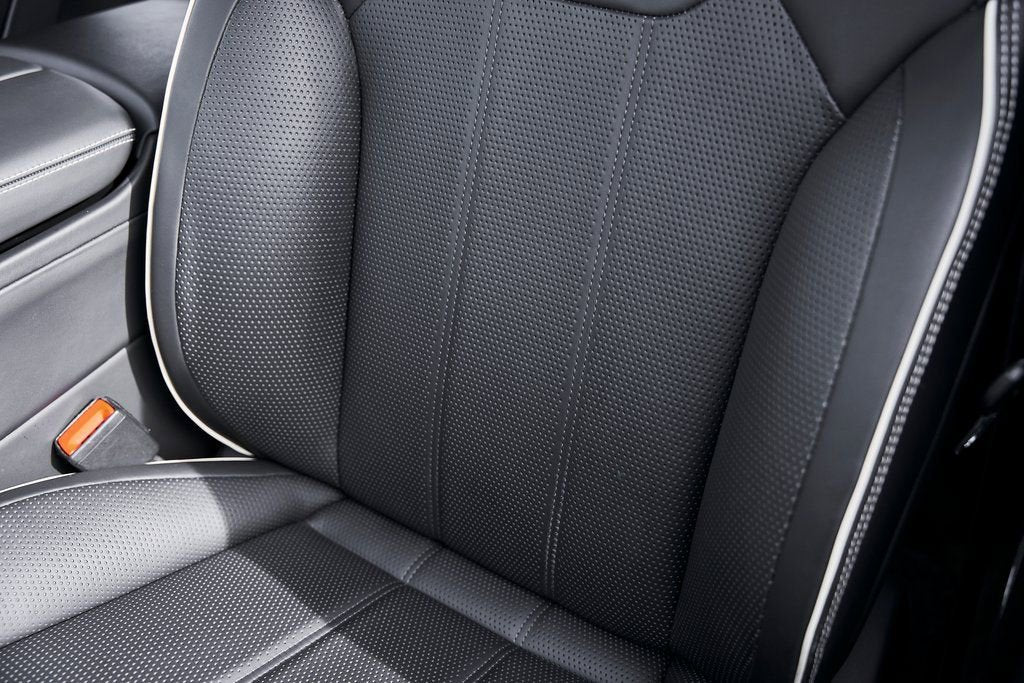 2023 Bentley Bentayga EWB Azure V8