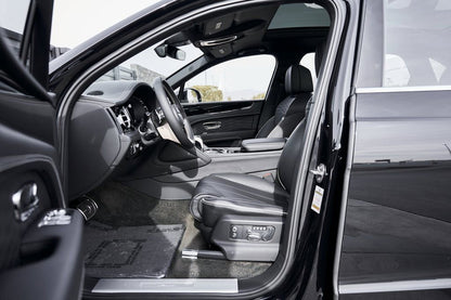 2023 Bentley Bentayga EWB Azure V8