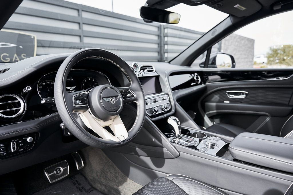 2023 Bentley Bentayga EWB Azure V8