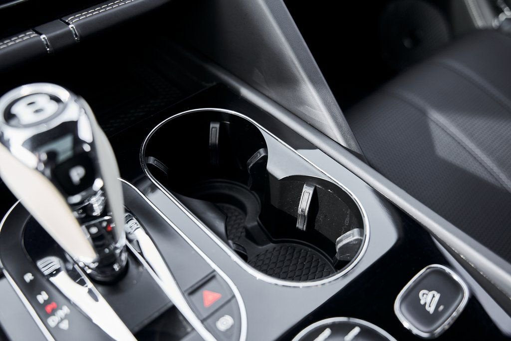 2023 Bentley Bentayga EWB Azure V8