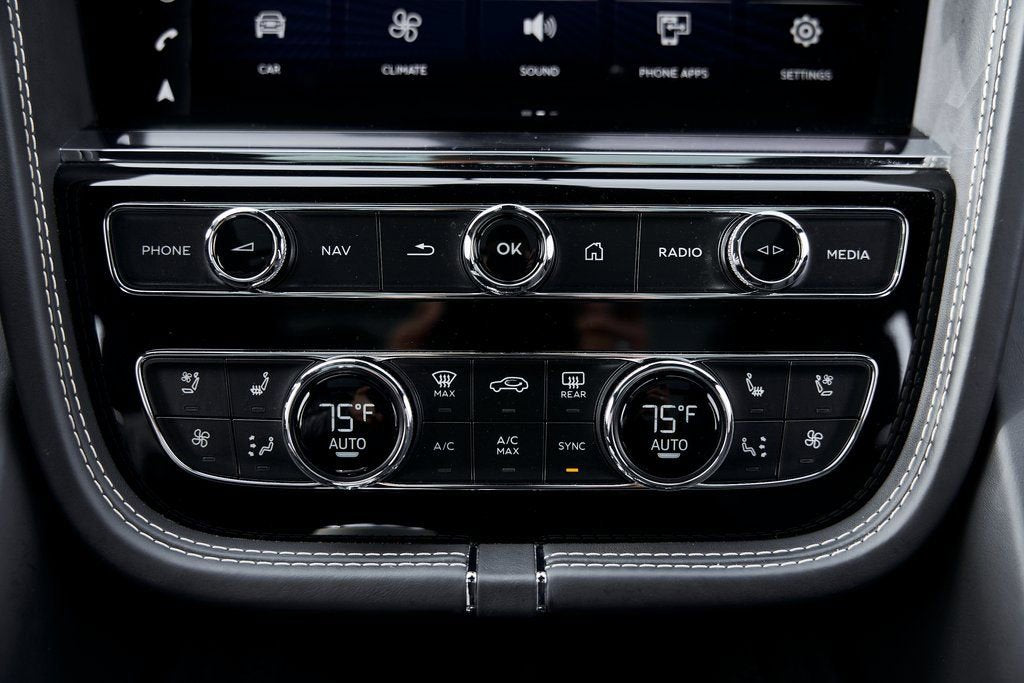 2023 Bentley Bentayga EWB Azure V8