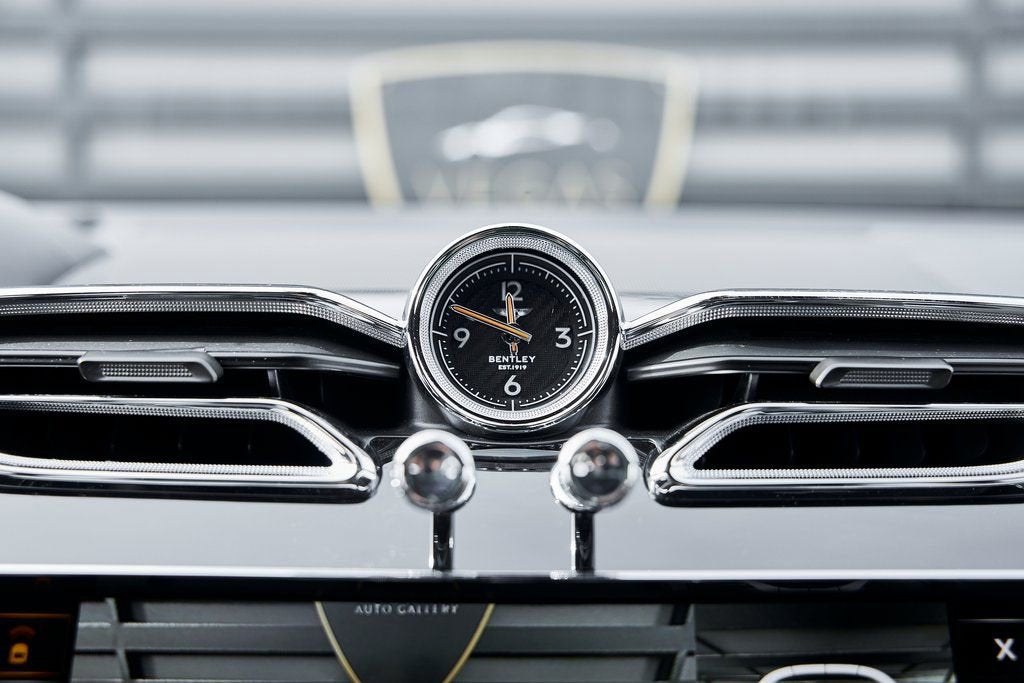 2023 Bentley Bentayga EWB Azure V8