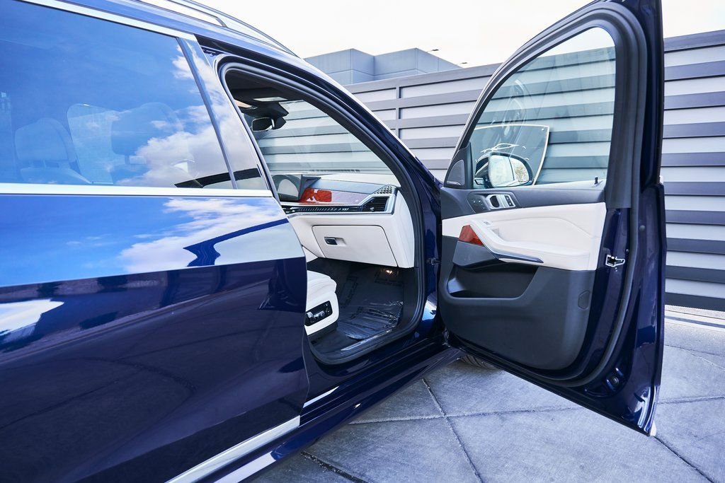 2024 BMW X7 ALPINA XB7