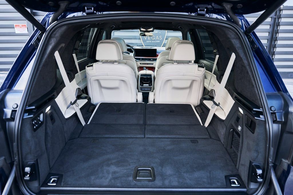 2024 BMW X7 ALPINA XB7