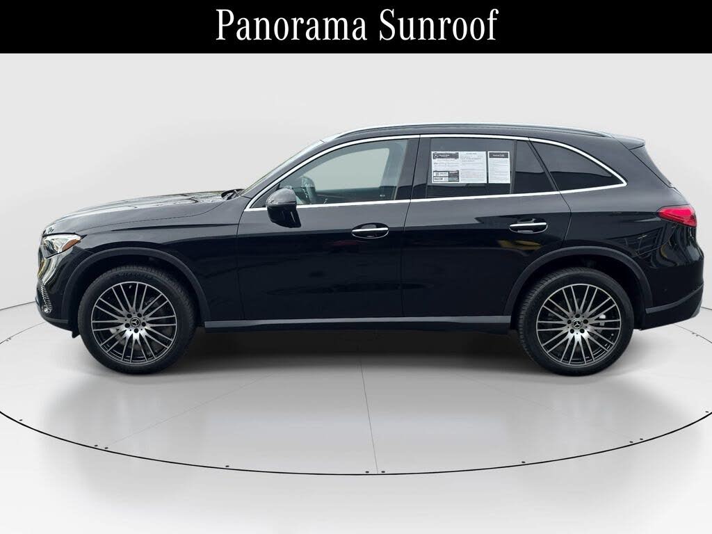2026 Mercedes-Benz GLC 300 RWD