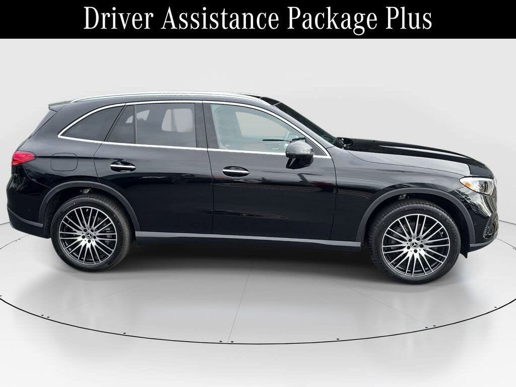 2026 Mercedes-Benz GLC 300 RWD