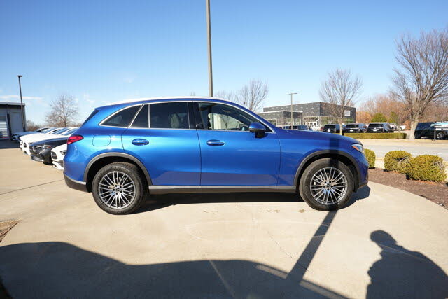 2026 Mercedes-Benz GLC 300 4MATIC
