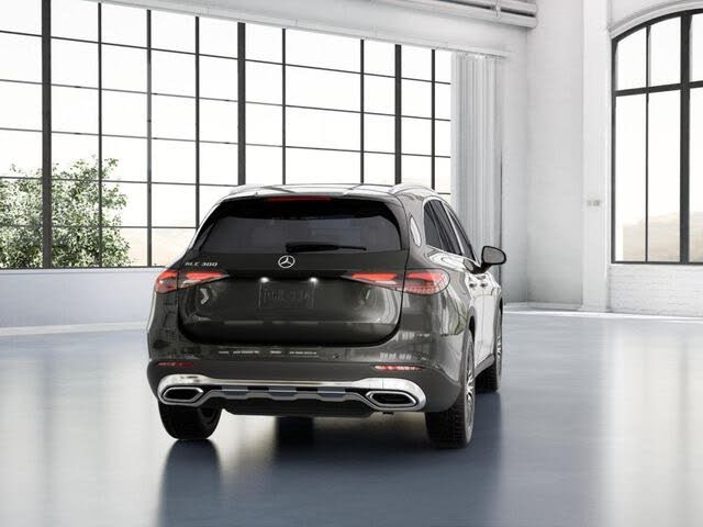 2026 Mercedes-Benz GLC 300 RWD