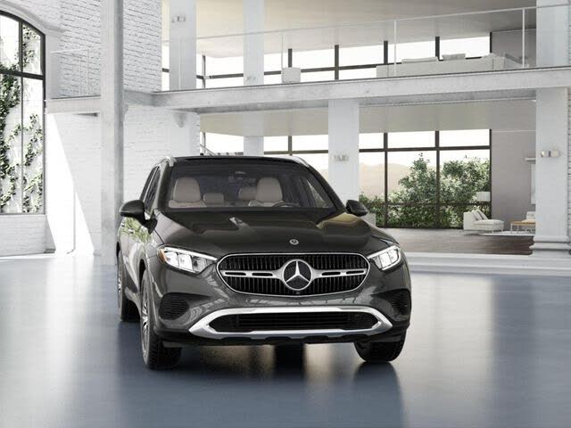 2026 Mercedes-Benz GLC 300 RWD