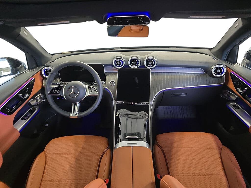 2026 Mercedes-Benz GLC 300 RWD
