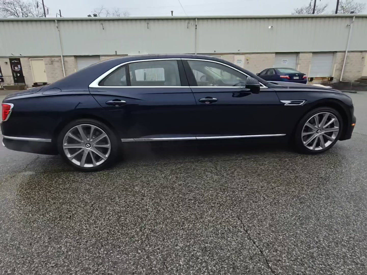 بنتلي فلاينج سبير W12 2021