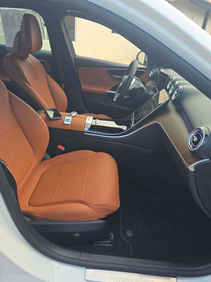 مرسيدس-بنز C 300 4MATIC موديل 2025