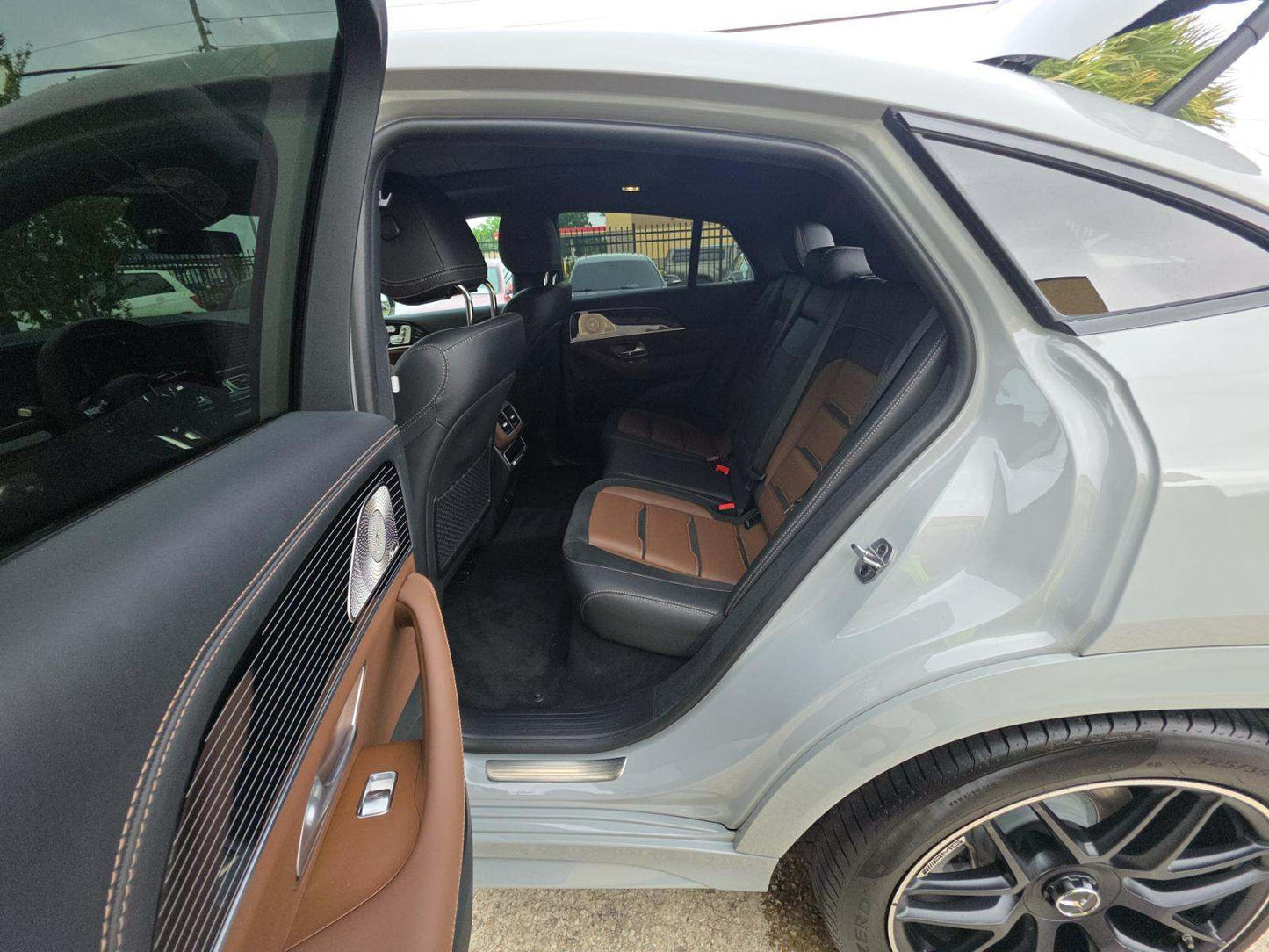 مرسيدس-بنز AMG GLE 53 4MATIC+ 2024