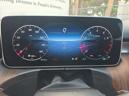 مرسيدس-بنز C 300 4MATIC موديل 2025